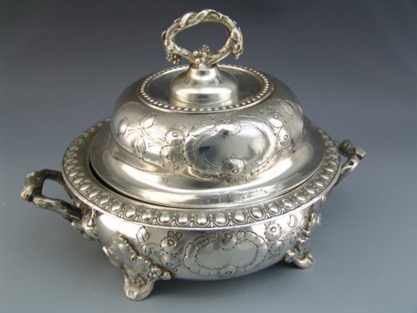 HEAVY SP COVERED VEGETABLE DISH - 3