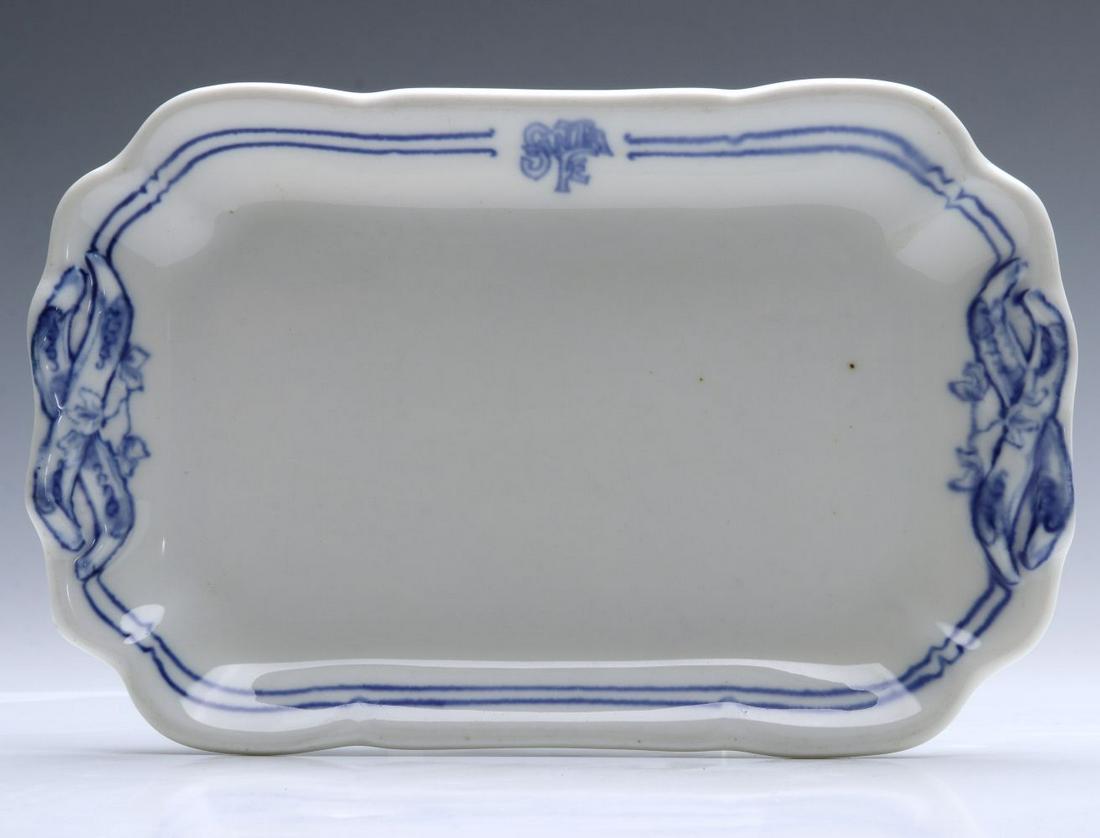 AN AT&SF RR SANTA FE BLEEDING BLUE TRAY (1 of 8)