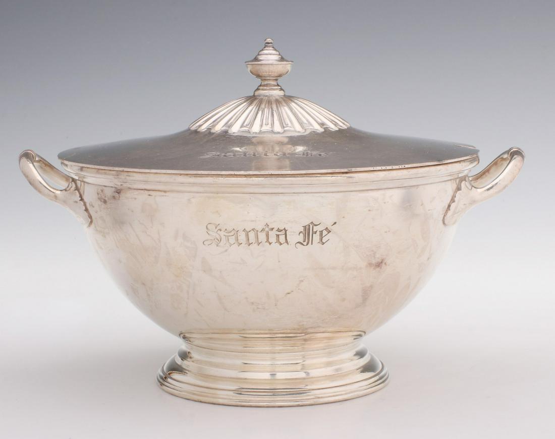 AT&SF RR SANTA FE SILVER PLATED 32-oz. TUREEN WITH LID (1 of 10)
