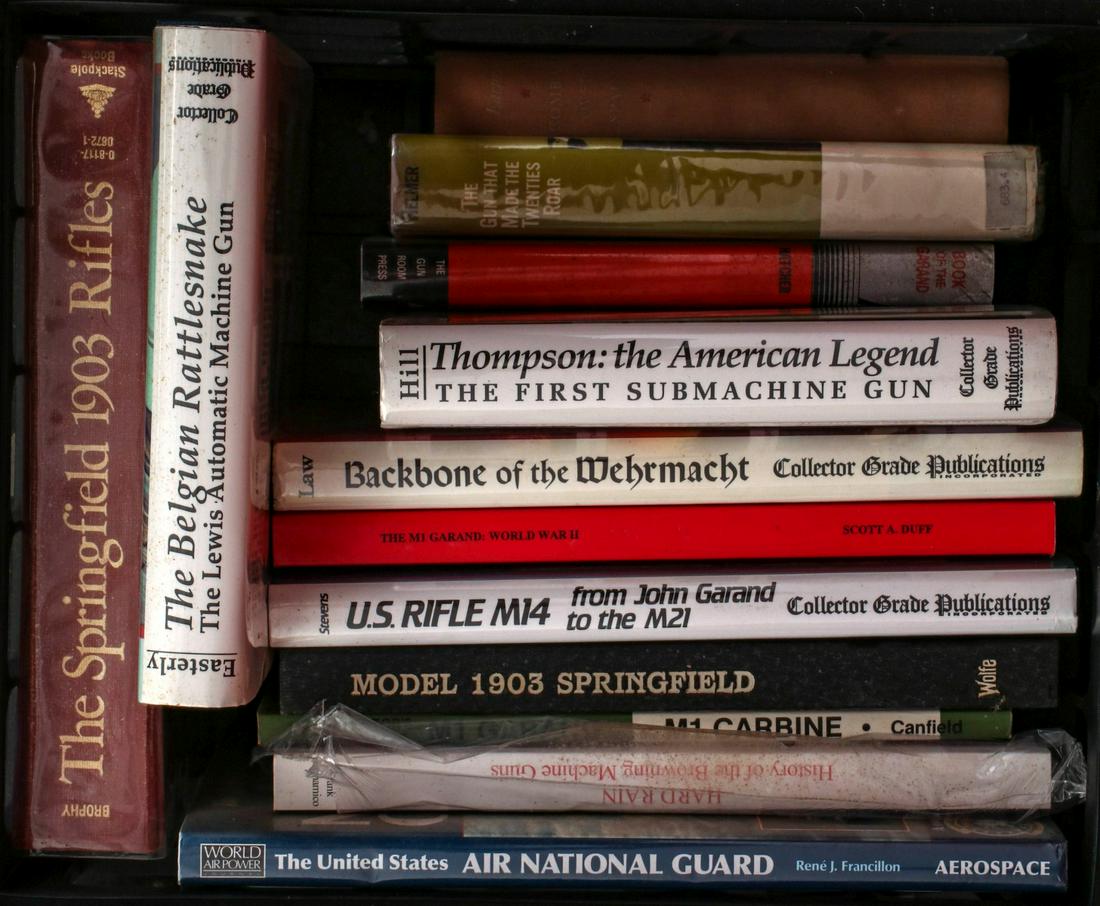 FIREARMS, AVIATION, CIVIL ENGINEERING, MILITARY HISTORY (1 of 14)