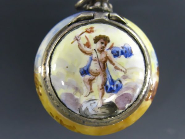 A VIENNESE ENAMEL VINAIGRETTE, CIRCA 1860