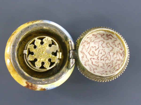 A VIENNESE ENAMEL VINAIGRETTE, CIRCA 1860 - 6