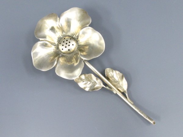 FLOWER FORM CONTINENTAL SILVER VINAIGRETTE