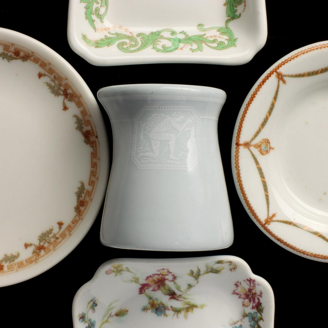 A COLLECTION OF RAILROAD CHINA BUTTER PATS AND CREAMER (1 of 13)