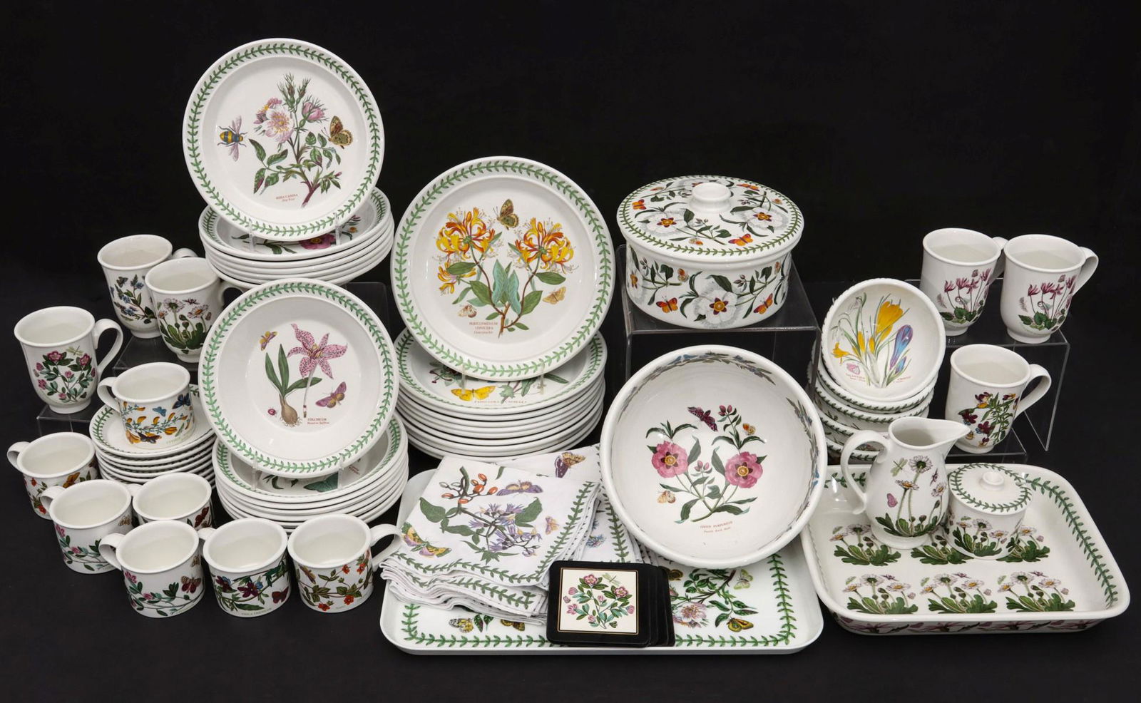 A 58 PC. PORTMEIRION 'BOTANICAL GARDENS' CHINA SERVICE (1 of 13)