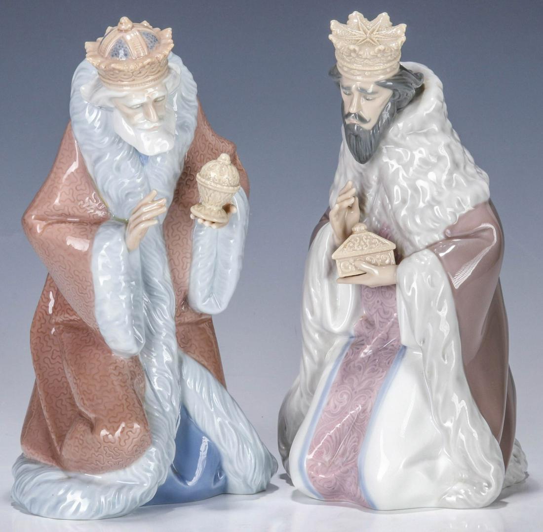LLADRO PORCELAIN FIGURES FROM THE THREE WISE MEN SERIES (1 of 20)