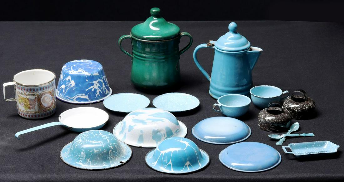 A COLLECTION OF MINIATURE GRANITEWARE INCL WORLD'S FAIR (1 of 4)