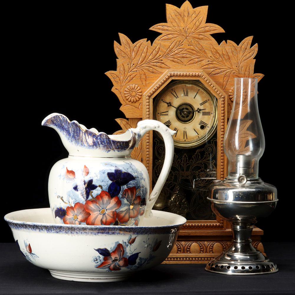 A NICE GILBERT 'LAUREL' CLOCK WITH OTHER ANTIQUES (1 of 3)