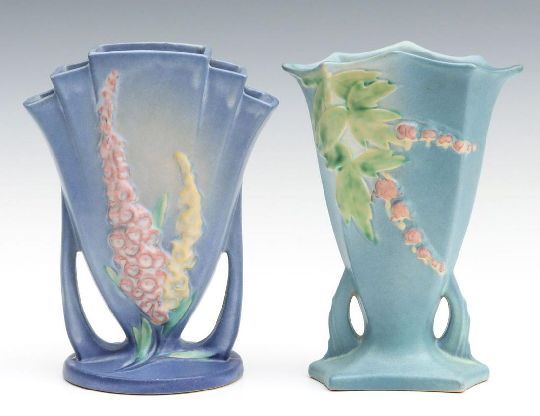 ROSEVILLE FOXGLOVE AND BLEEDING HEART VASES (1 of 17)