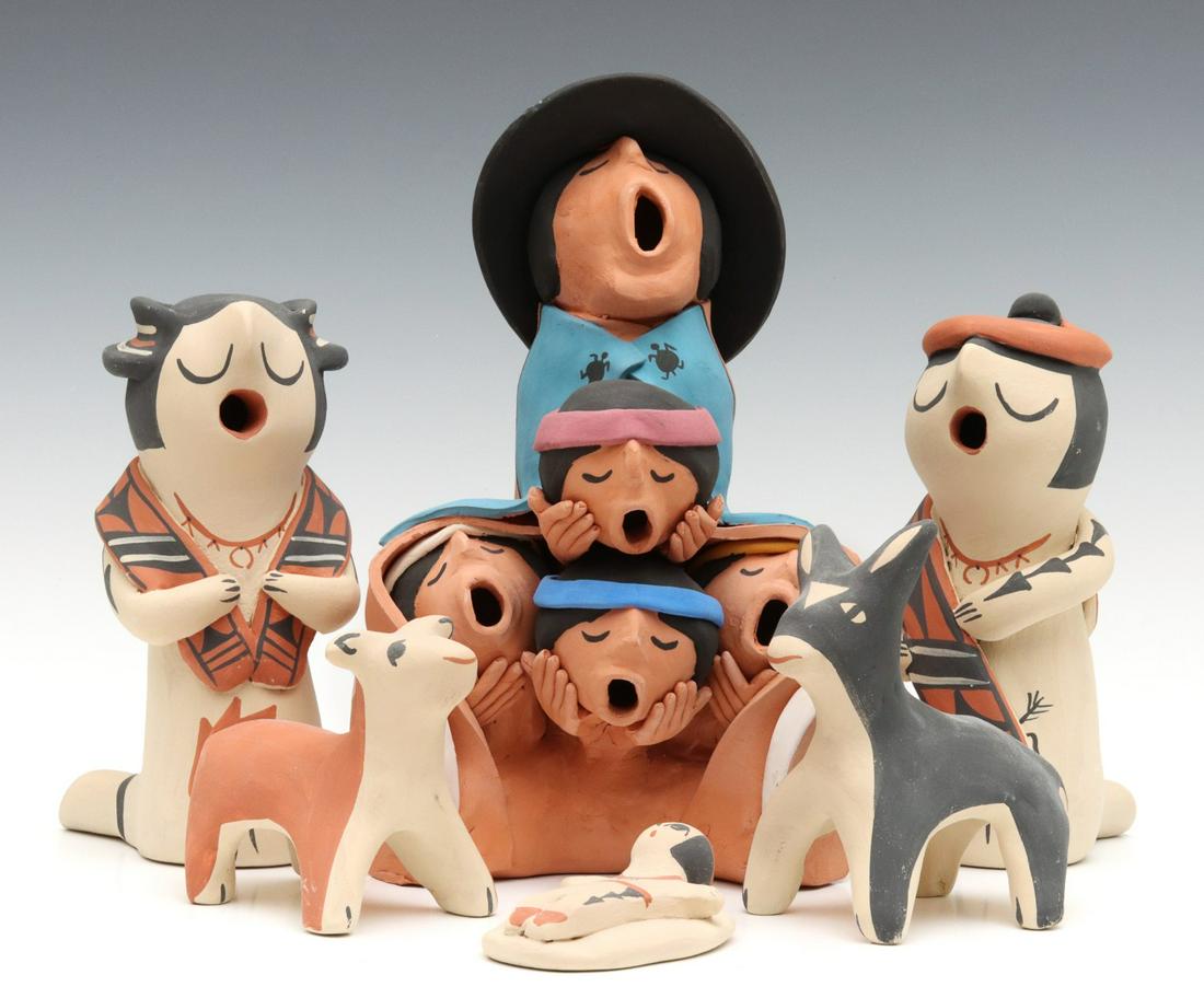 MARY TOVA JEMEZ NATIVITY AND SANDOVAL TAOS STORYTELLER (1 of 13)