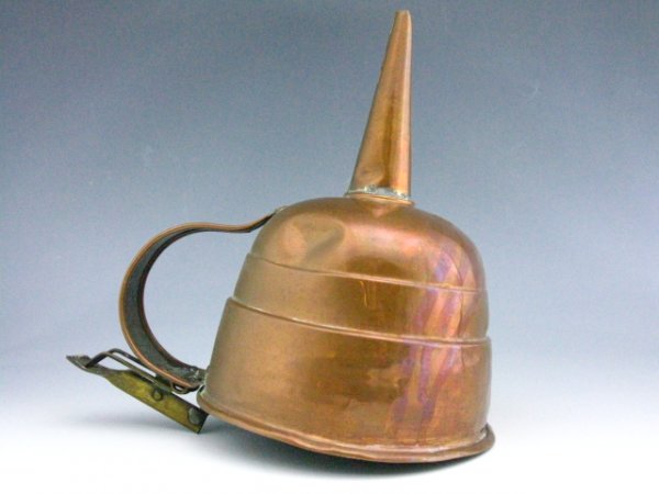 AN EARLY COPPER & BRASS FUNNEL WITH TRIGGER: Nice copper and brass funnel with flow control trigger. No hallmark found. About 8 x 5.5 inches.