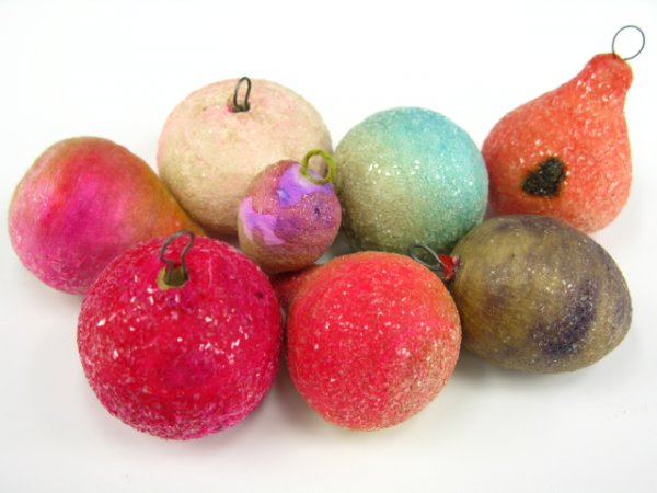 8 VICTORIAN COTTON CHRISTMAS FRUIT ORNAMENTS PEAR, CHER: Includes two pears, two cherries, a blueberry, walnut, small nut and another berry. All about 1.5 - 2 inches.