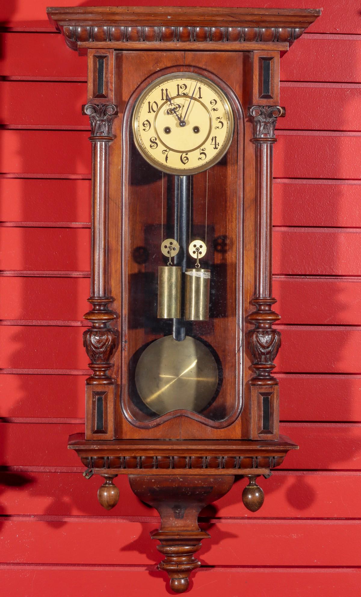 A LATE 19TH CENTURY TWO WEIGHT VIENNA REGULATOR (1 of 10)