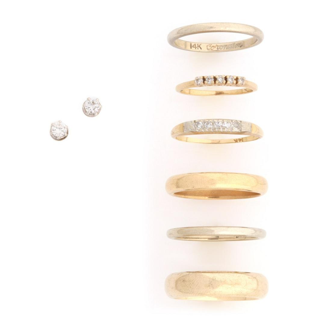 A COLLECTION OF 14K GOLD RINGS, PLUS DIAMOND EARRINGS (1 of 10)