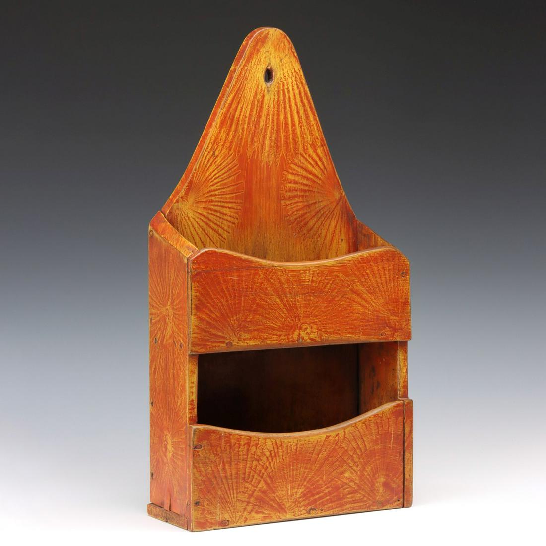 A 19TH CENTURY SPONGE DECORATED WALL HANGING CANDLE BOX (1 of 13)