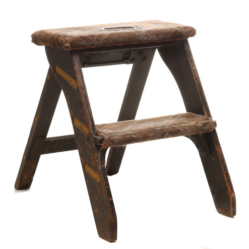 A RAILROAD PORTER'S STEP LADDER ATTRIBUTED PULLMAN (1 of 19)