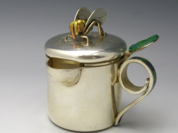 A LOS CASTILLO MIXED METALS & TURQUOISE HONEY POT: A sterling silver Honey Pot with a honey bee finial of brass, copper and silver on the lift-off lid. The handle and corresponding thumb rest are overlaid and inlaid with pieces of turquoise, signed Lo