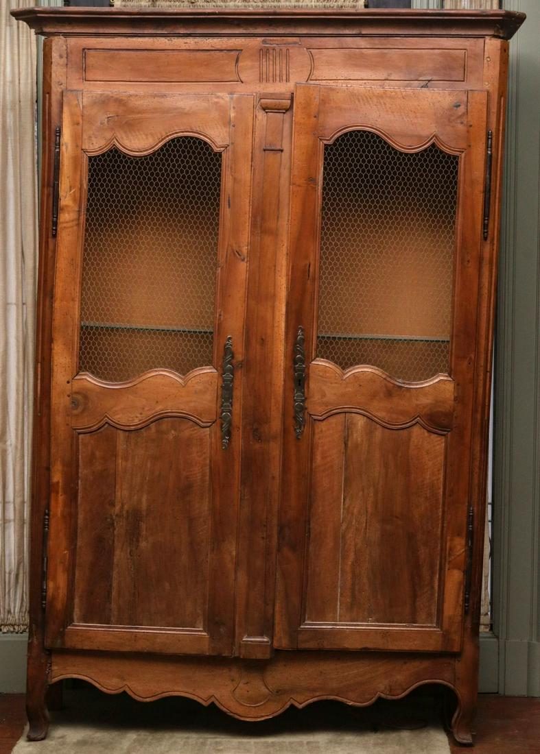 AN 18TH C. ITALIAN FRUITWOOD CABINET WITH DOOR GRILLES (1 of 16)