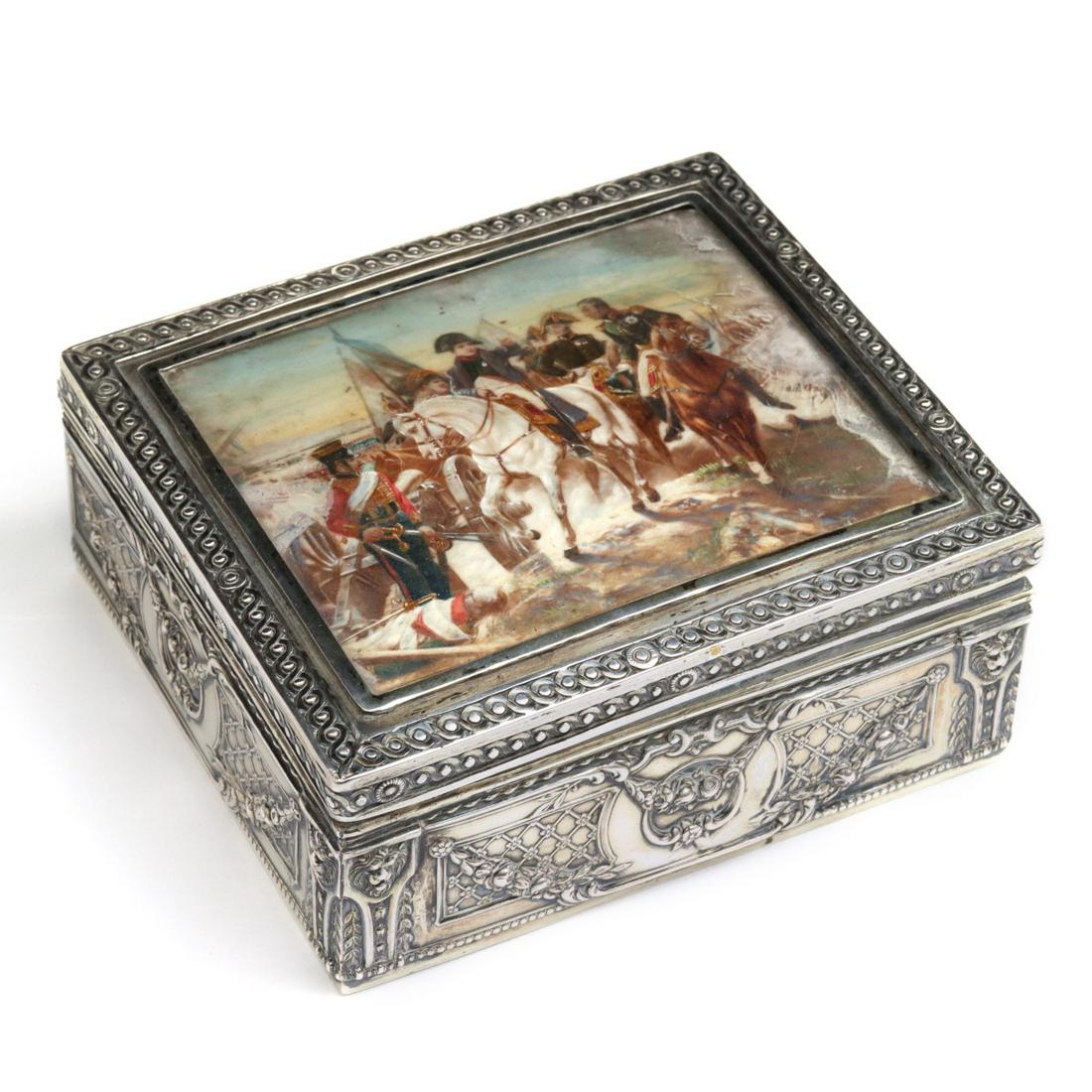 A HANAU SILVER BOX WITH IMAGE OF NAPOLEON AT FRIEDLAND (1 of 14)