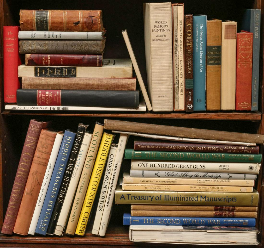 FINE & DECORATIVE ARTS BOOKS INCLUDE SIGNED BENTON (1 of 9)