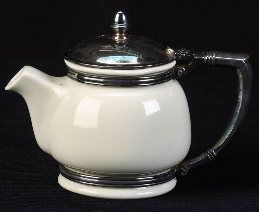 A RARE UNION PACIFIC RR METAL MOUNTED HALL CHINA TEAPOT (1 of 11)
