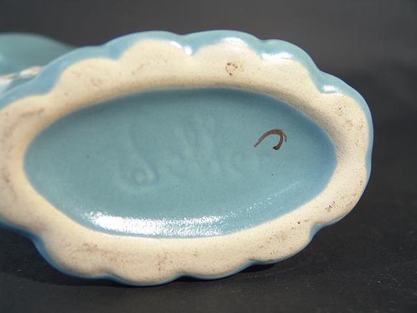 WELLER BLOSSOM ART POTTERY 6.5 INCH CORNUCOPIA VA - 3