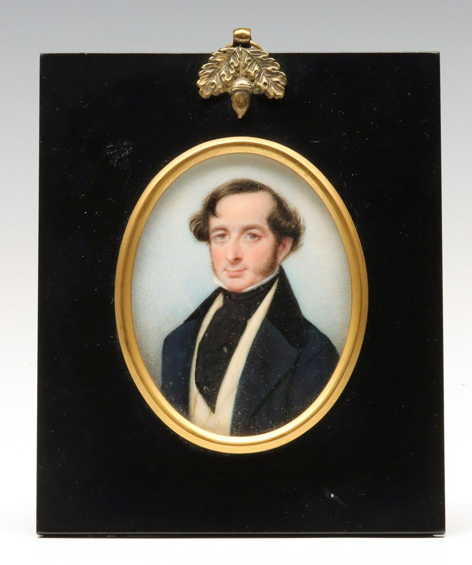 FINE 19TH C. MINIATURE PORTRAIT OF A GENTLEMAN (1 of 9)