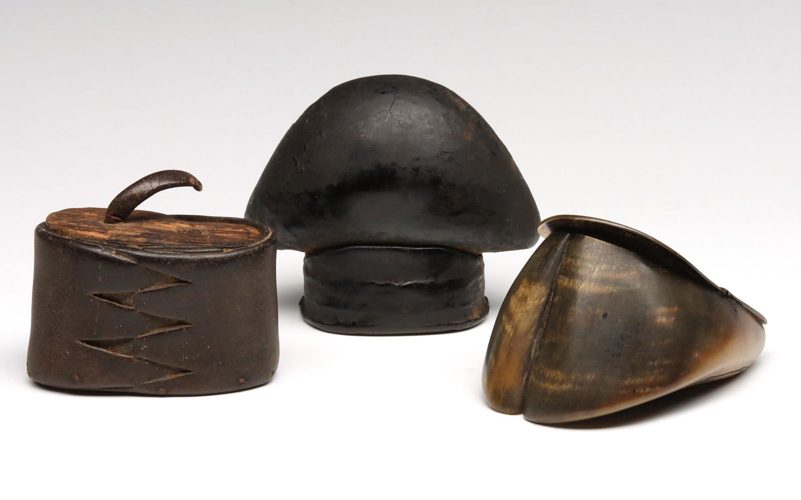 19TH C. HOOF, HORN AND LEATHER SNUFF BOXES (1 of 12)