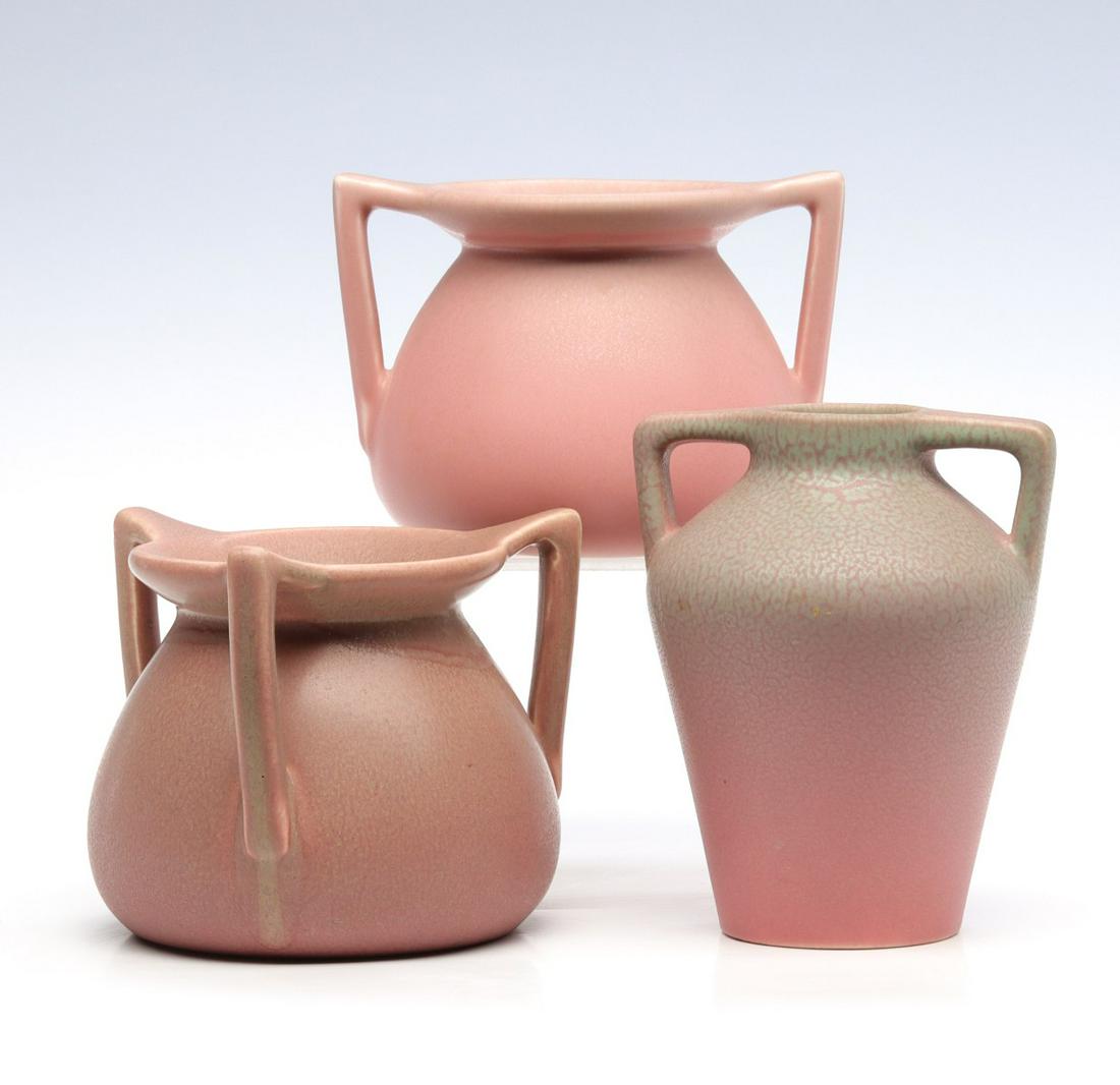 A GROUP LOT OF ROOKWOOD ART POTTERY (1 of 14)