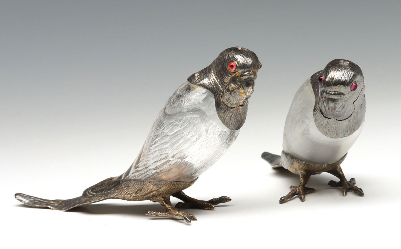 BRITISH STERLING AND CUT CRYSTAL COLOGNE BOTTLES 1882 (1 of 15)