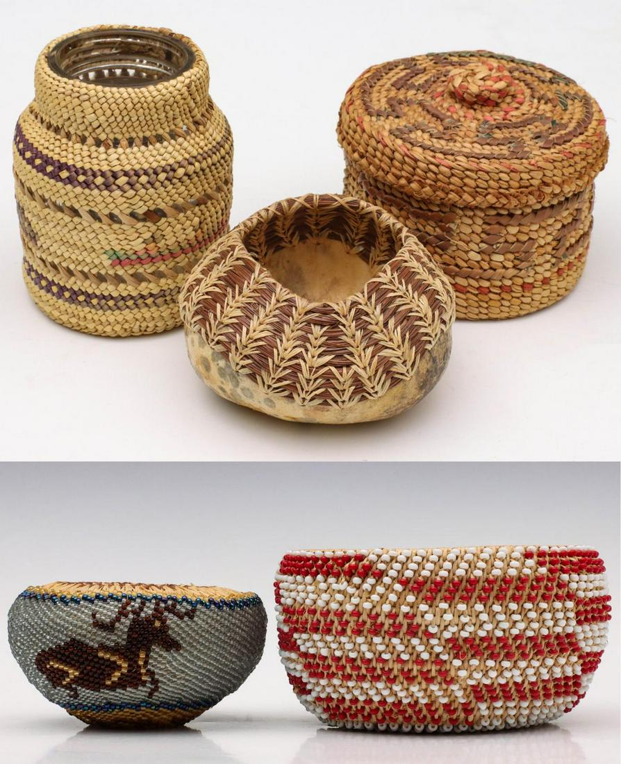 FIVE SMALL LATE 20TH C. NATIVE AMERICAN BASKETS (1 of 16)