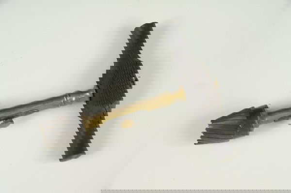 19TH CENTURY ANTIQUE MEDICAL EBONY HANDLED TREPHINE: Carved ebony grip with brass shaft and steel drill. Measures 4.5 x 4 inches.