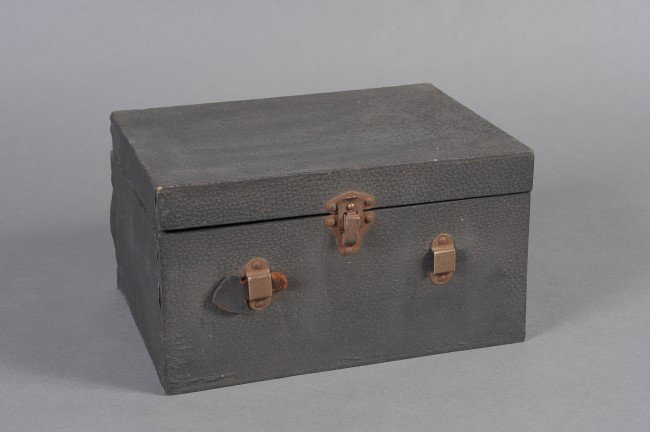 A ROGERS ELECTRIC CO VIOLET RAY KIT TYPE VS, CIRCA 1918: Antique quack medical kit includes wooden control box with 'Manufactured by The Rogers Electric Laboratories Co., Sold and Repaired by Mrs. E. Vickery, Type VS, Pat Dec 1, 1914-May 14, 1918. Wand and