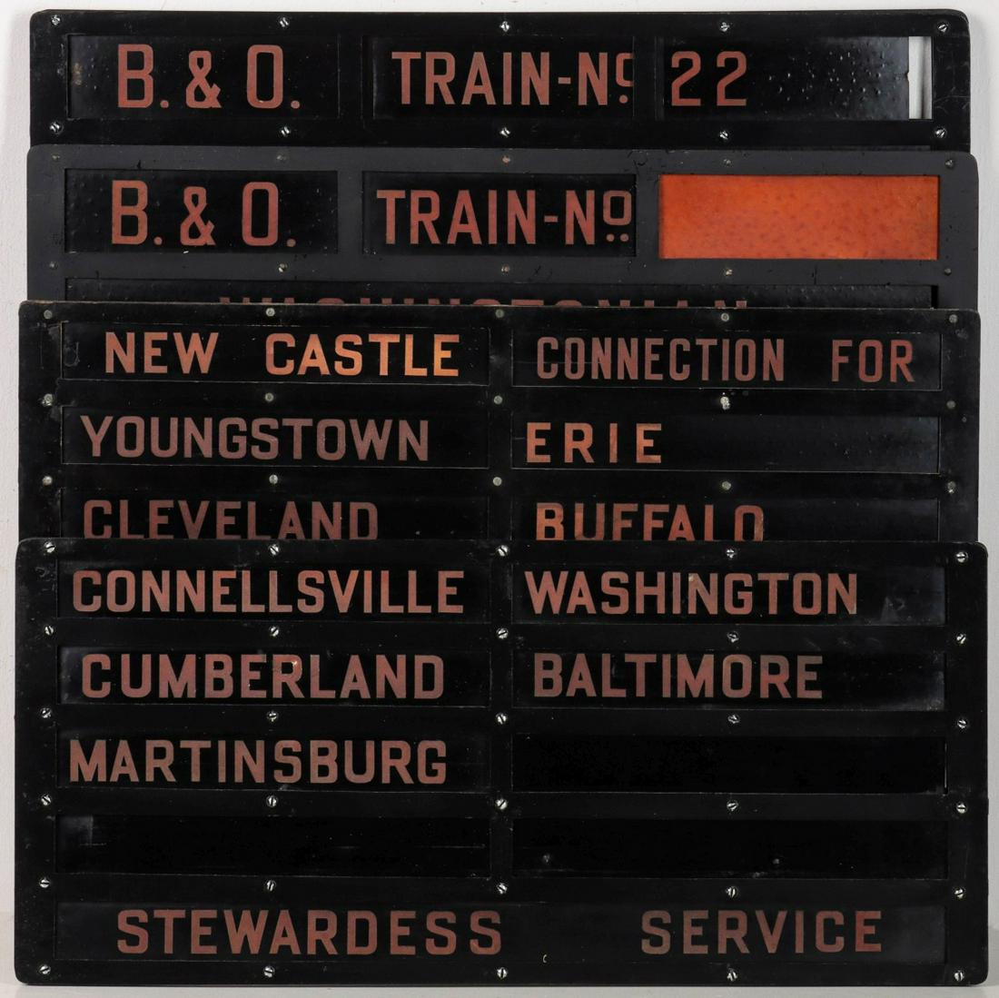 FOUR PLASTIC WWII ERA B&O TRAIN BULLETIN BOARDS (1 of 9)