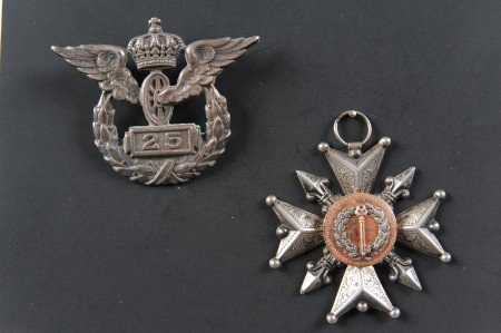 PRUSSIAN RAILWAY SERVICE BADGE & RHEINBERG CROSS: Lot includes a Prussian State Railway 25 Years Service badge, die struck, maker marked 'Joh. Wagner & Sohn, Berlin' on reverse, 42 x 52mm, broken pin, but catch intact. Also includes an 1888 Rheinberg