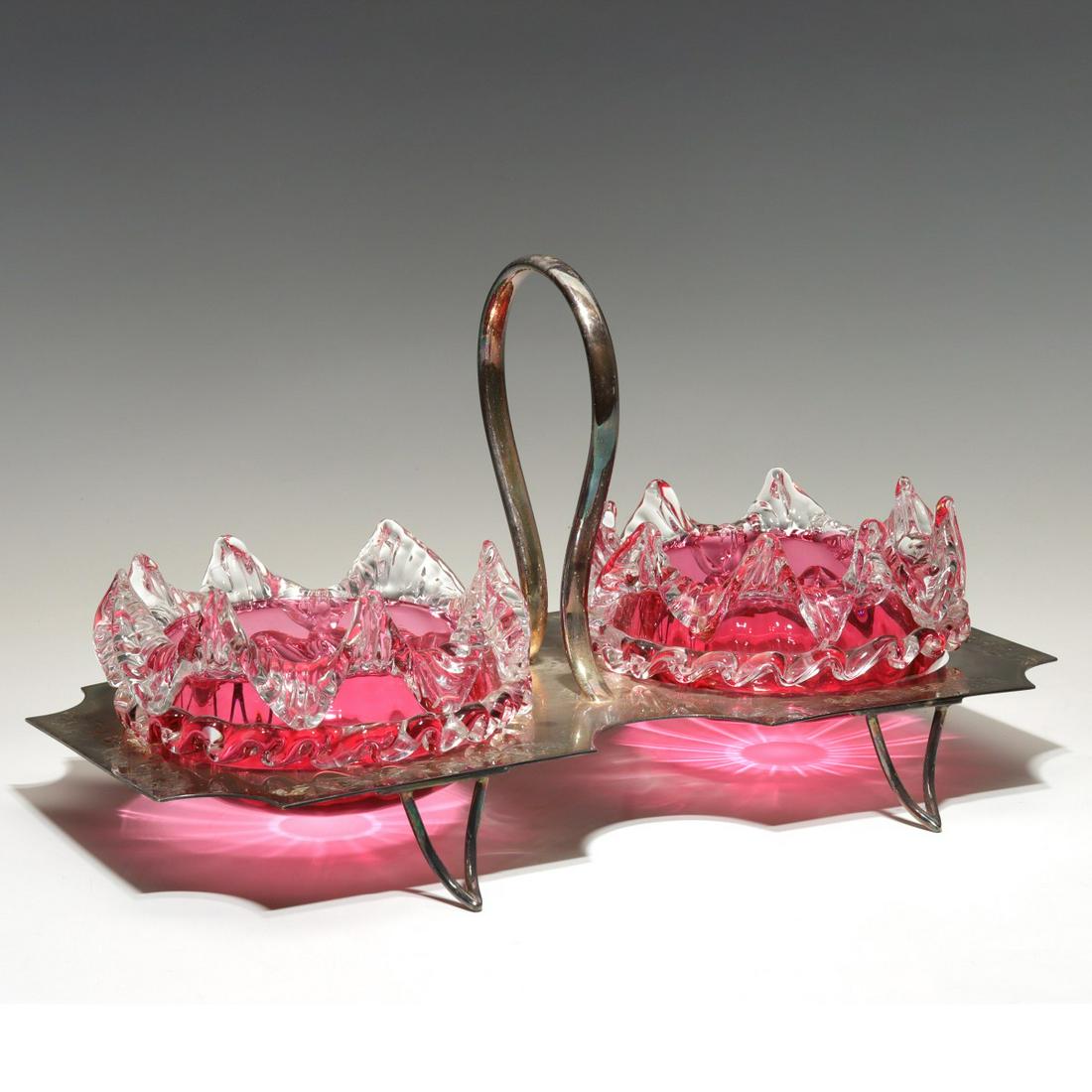 A FINE VICTORIAN CRANBERRY GLASS SWEETMEAT STAND (1 of 12)