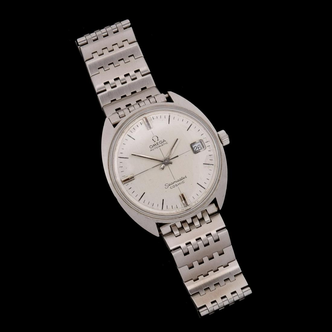 A GENT'S OMEGA AUTOMATIC SEAMASTER COSMIC WRISTWATCH (1 of 9)