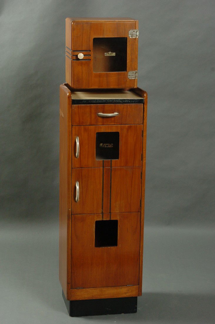 CIRCA 1935 ART DECO BARBER'S