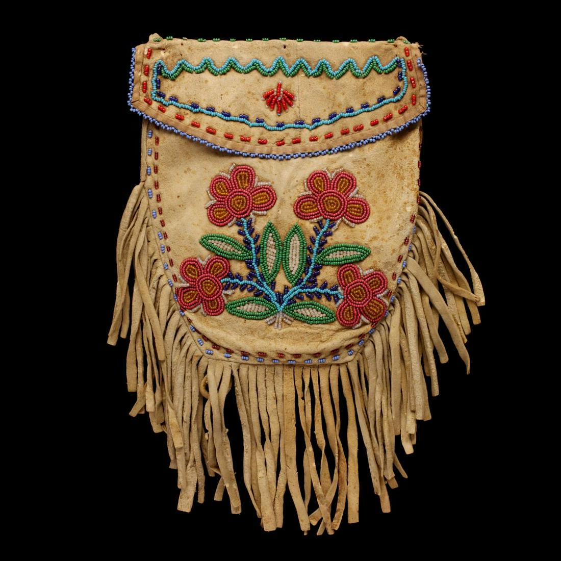 A GREAT LAKES BEADED HIDE POUCH CIRCA 1900 (1 of 12)