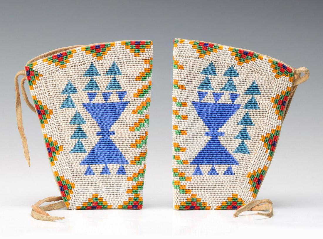 A PAIR OF PLAINS BEADED GAUNTLETS CIRCA 1930 (1 of 16)