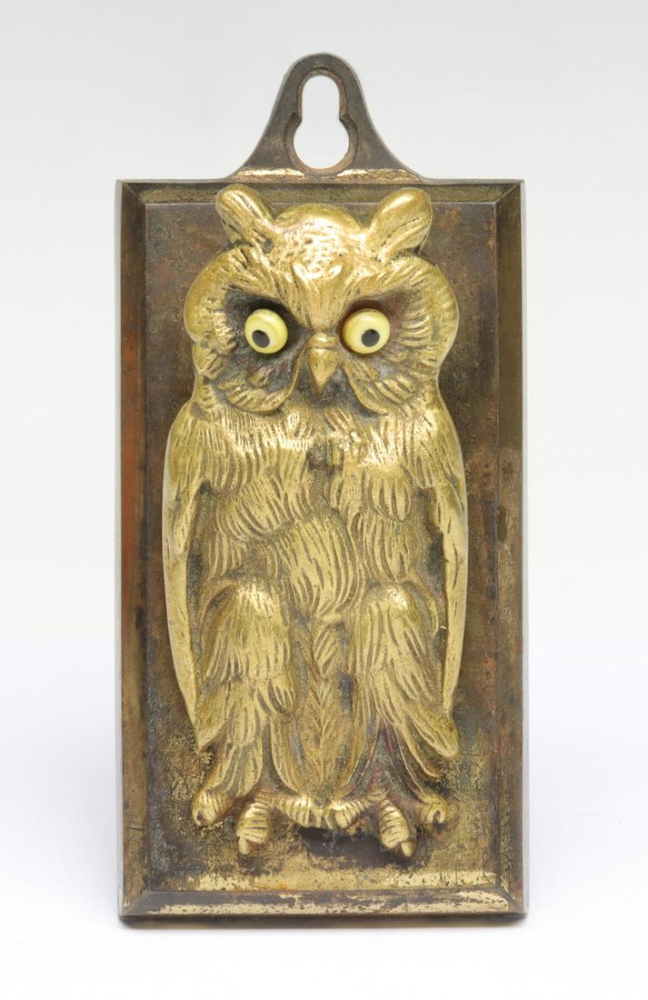 GLASS-EYED BRASS OWL LETTER CLIP 1880-1910 (1 of 11)