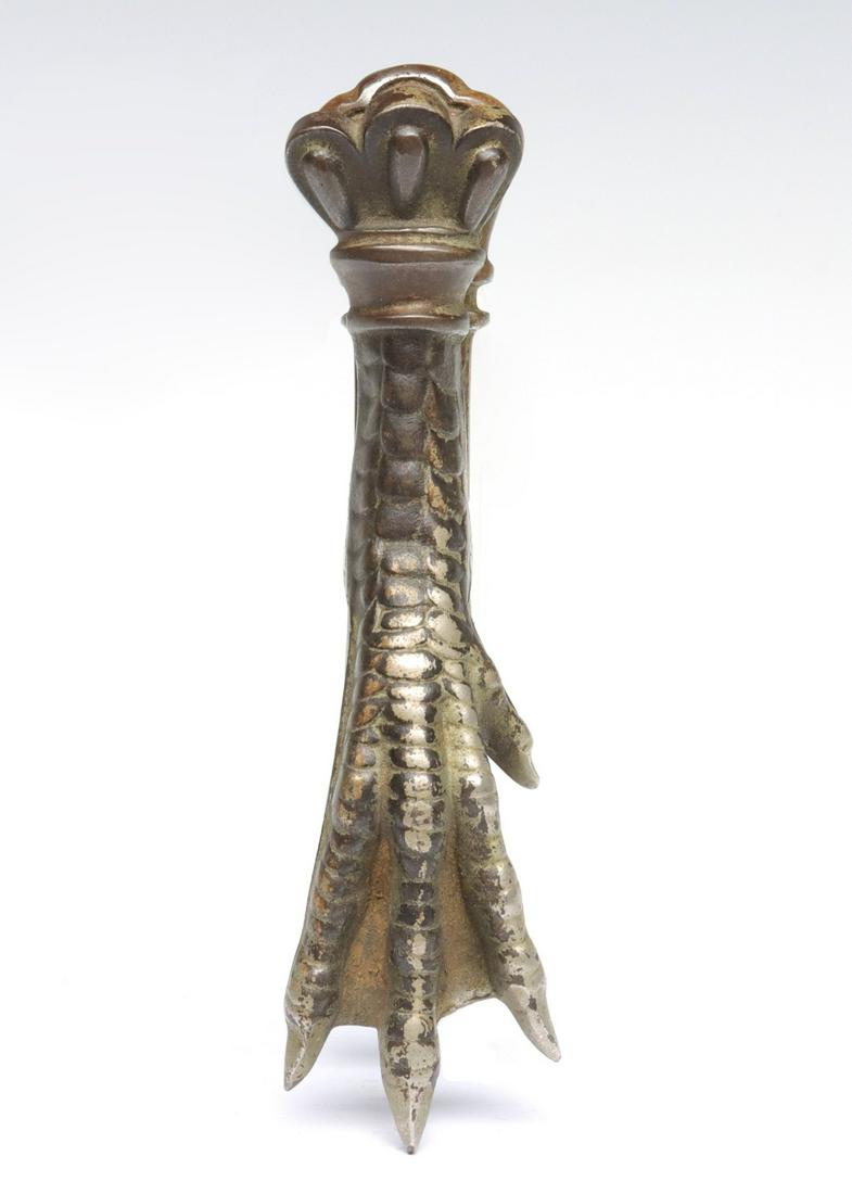 FRENCH NICKELED IRON FIGURAL CLAW LETTER CLIP 1880-1910 (1 of 14)