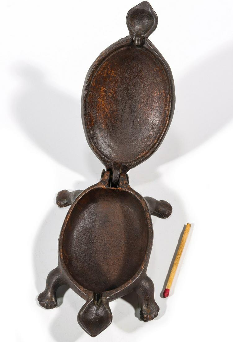 IRON TURTLE TOBACCO ADVERTISING MATCH SAFE C. 1900