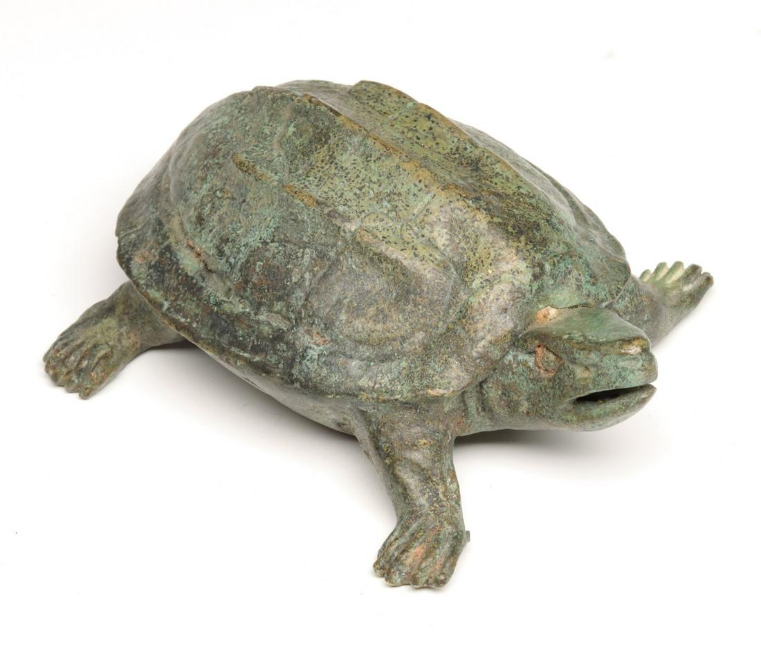 A PATINATED BRONZE TURTLE PAPERWEIGHT CIRCA 1900 (1 of 5)