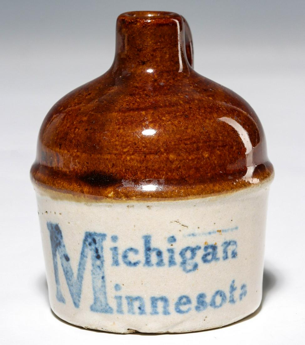 RED WING ''MICHIGAN MINNESOTA'' STONEWARE MINI JUG (1 of 6)