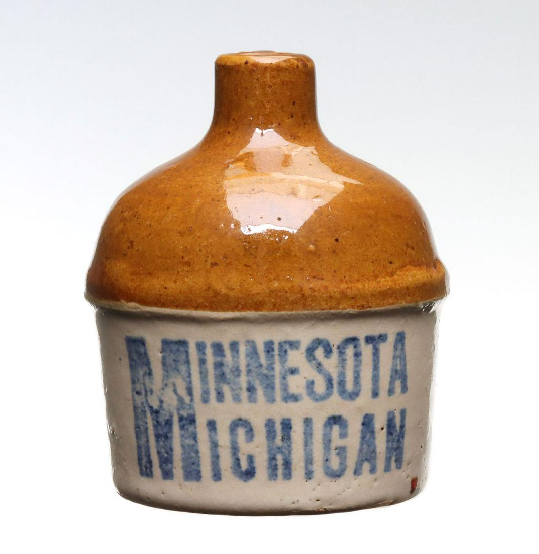 RED WING ''MINNESOTA MICHIGAN'' STONEWARE MINI JUG (1 of 9)