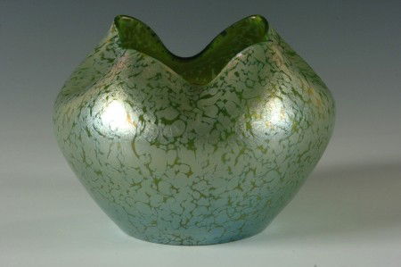 AUSTRIAN IRIDESCENT OIL SPOT ART GLASS: A bowl with polished pontil and eight fold rim, measures 5 x 7 inches overall, Loetz Austria signature of unknown origin on the pontil