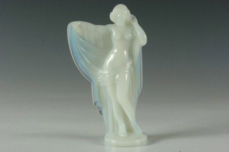 OPALESCENT GLASS FIGURE OF A NUDE SIGNED SABINO FRANCE: A partially draped nude on round base with polished bottom signed Sabino France hand engraved signature, measures 8 x 4.5 inches
