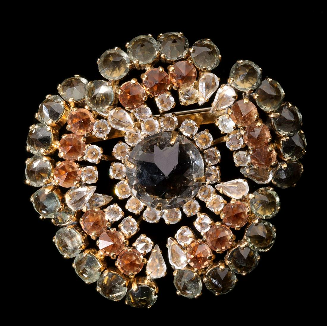 A VINTAGE COSTUME BROOCH SIGNED SCHREINER: Please note that after the auction we will complete invoicing and then immediately close our offices for the remainder of the holiday season. There will be no options for making payment, arranging shi