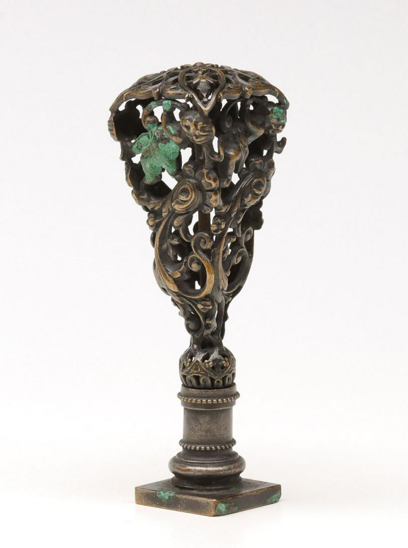 AN ANTIQUE FILIGREE BRASS ROCOCO STYLE WAX SEAL (1 of 9)